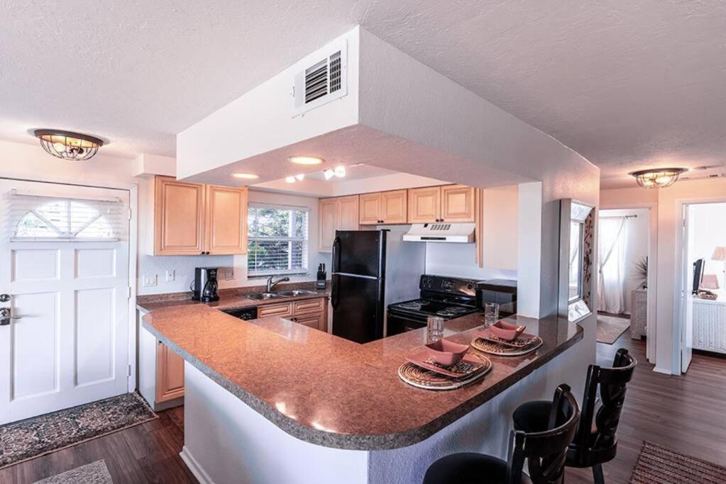 Your Tranquil Escape Is Found Directly On The Beach At The Serenity Beach Condo. Siesta Key Eksteriør bilde