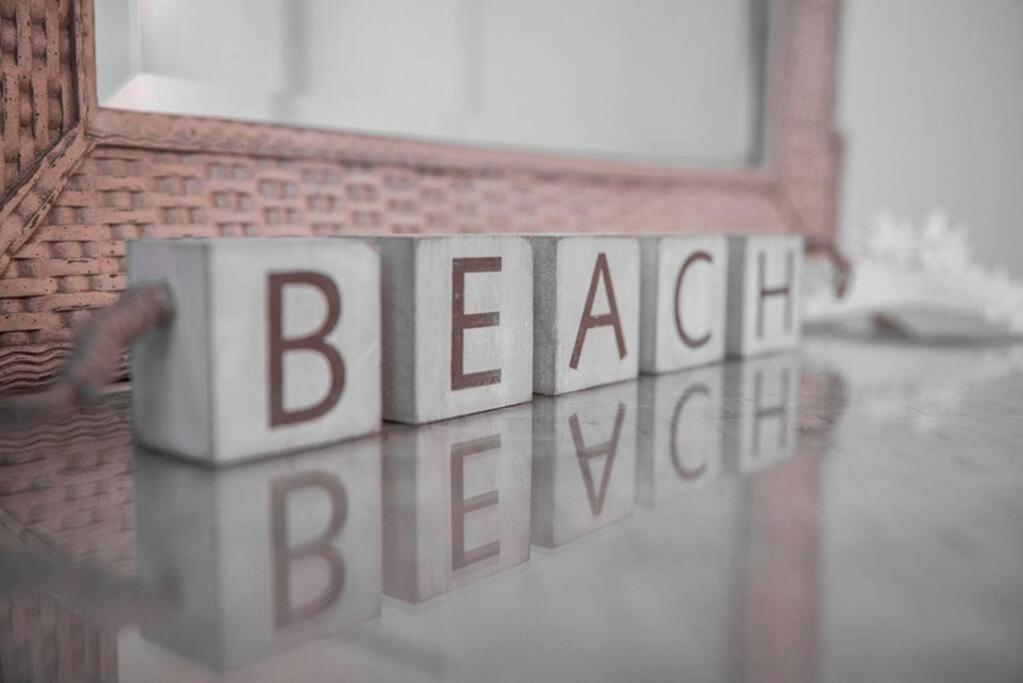 Your Tranquil Escape Is Found Directly On The Beach At The Serenity Beach Condo. Siesta Key Eksteriør bilde